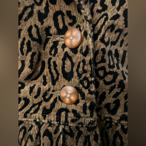 KIKIT JEANS Leopard Blazer with Bell Sleeves and Peplum Hem Size LARGE - Picture 3 of 16